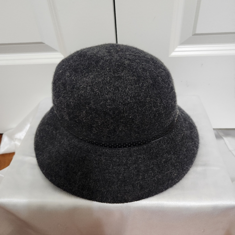 VINTAGE August Wool Gray Women's Hat - Picture 2 of 4
